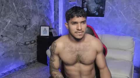 Leo independent model online show from November 2025 12:01:02 AM