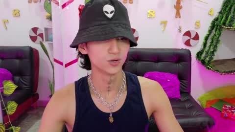 Leo online show from December 2024 09:44:02 PM