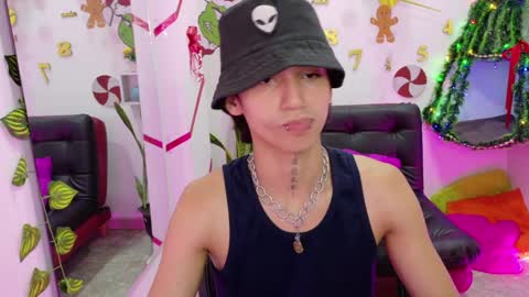 Leo online show from December 2024 01:32:02 PM