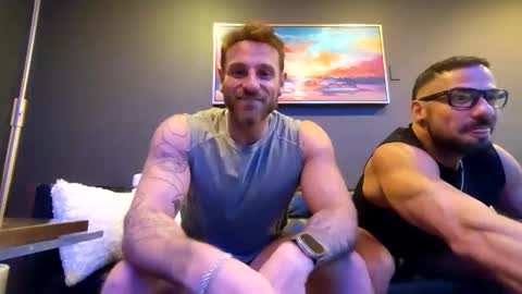 Snapshot of leobayne chatting on November 2025 03:18:02 AM Leo Bayne online show from November 2025 03:18:02 AM