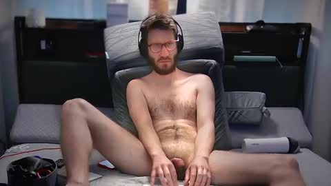 LeoBiggy online show from March 2025 12:16:01 PM