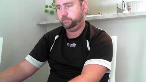 Snapshot of leofromsweden chatting on September 2025 07:19:02 AM Leofromsweden online show from September 2025 07:19:02 AM