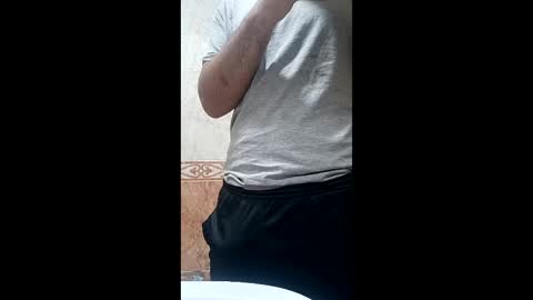 leohot2ss online show from May 2026 12:13:02 PM