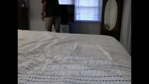 leologan online show from September 2025 12:28:01 PM