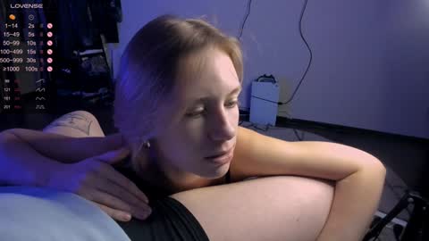 Leon and Lily online show from December 2024 04:07:02 PM