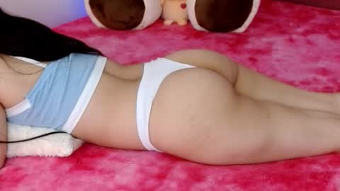 Snapshot of leonacutecam chatting on September 2025 08:41:01 PM LUCY online show from September 2025 08:41:01 PM