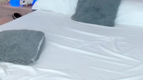 Snapshot of leonacutecam chatting on October 2025 09:35:02 PM LUCY online show from October 2025 09:35:02 PM