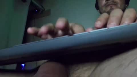 Snapshot of leonar0101 chatting on December 2024 01:32:01 PM leonar0101 online show from December 2024 01:32:01 PM