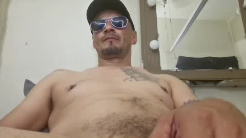 Snapshot of leonar0101 chatting on September 2025 09:43:01 AM leonar0101 online show from September 2025 09:43:01 AM