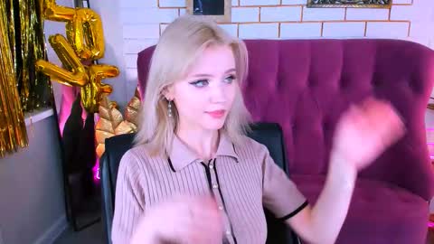 Snapshot of leonastone chatting on September 2025 06:21:01 PM leonastone online show from September 2025 06:21:01 PM