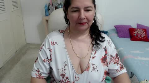 leonela   online show from March 2026 01:51:01 AM