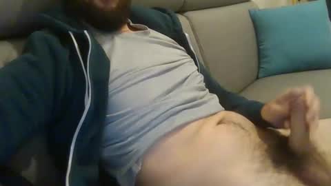 Snapshot of leoneleo chatting on May 2026 04:06:02 PM leoneleo online show from May 2026 04:06:02 PM