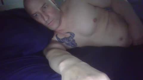 leonitas2021 online show from April 2026 06:56:02 PM