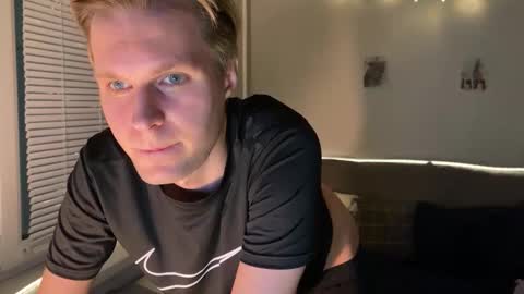 Leon online show from January 2026 09:16:02 PM