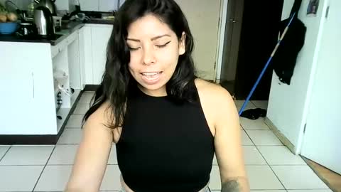 Snapshot of leonorfox chatting on July 2026 04:33:01 PM leonorfox online show from July 2026 04:33:01 PM