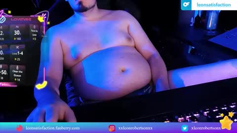 Snapshot of leonsatisfaction chatting on November 2025 04:09:02 PM Leon Robertson online show from November 2025 04:09:02 PM