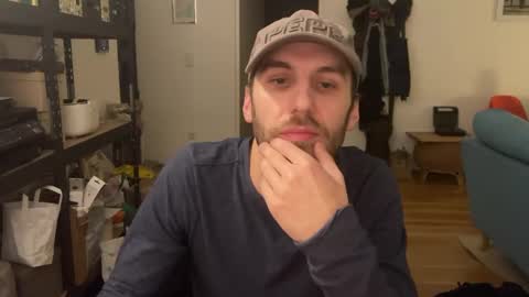 Snapshot of leonvampire chatting on January 2025 05:16:02 PM Leon online show from January 2025 05:16:02 PM