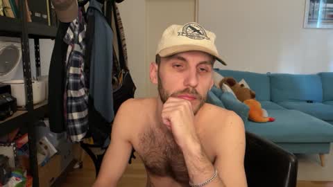 Leon online show from February 2026 02:57:02 PM