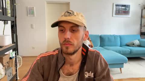 Leon online show from March 2026 02:20:02 PM