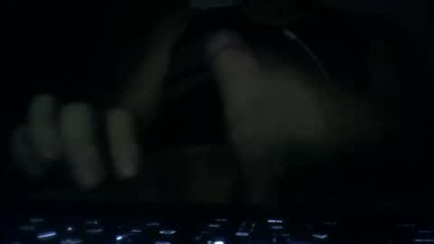 leoonel_95 online show from October 2025 04:57:02 AM