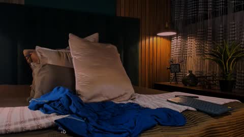 Leo Salvatore online show from February 2025 06:37:01 AM