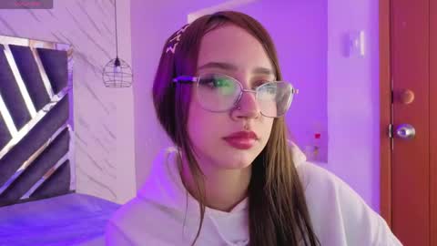Snapshot of leri_rose_ chatting on May 2026 11:28:01 AM online show from May 2026 11:28:01 AM