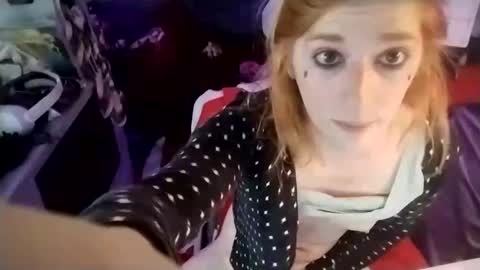Snapshot of lesleygumgrass chatting on February 2025 06:37:02 PM LesleyGumGrass- The Boring Trans girl online show from February 2025 06:37:02 PM