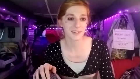 Snapshot of lesleygumgrass chatting on February 2025 10:14:02 PM LesleyGumGrass- The Boring Trans girl online show from February 2025 10:14:02 PM
