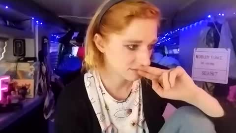 Snapshot of lesleygumgrass chatting on March 2025 04:09:02 PM LesleyGumGrass- The Boring Trans girl online show from March 2025 04:09:02 PM