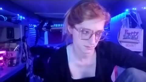 Snapshot of lesleygumgrass chatting on March 2025 12:22:01 AM LesleyGumGrass- The Boring Trans girl online show from March 2025 12:22:01 AM