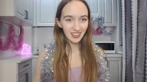  LESLIE   online show from December 2024 11:07:02 PM