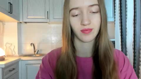  LESLIE   online show from November 2025 11:32:02 AM