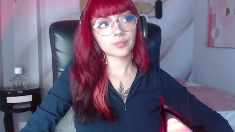 Snapshot of lessboobs_gh chatting on January 2025 12:09:01 PM Less online show from January 2025 12:09:01 PM