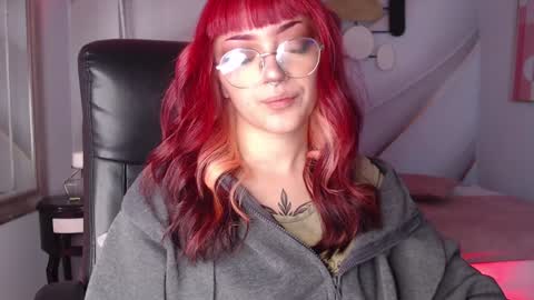 Snapshot of lessboobs_gh chatting on January 2025 11:50:02 AM Less online show from January 2025 11:50:02 AM