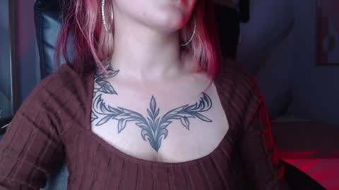 Snapshot of lessboobs_gh chatting on January 2025 06:08:02 PM Less online show from January 2025 06:08:02 PM