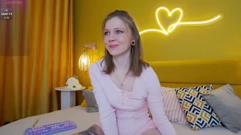 Snapshot of lessysweety chatting on January 2026 02:50:02 AM Lessy online show from January 2026 02:50:02 AM