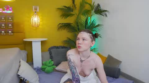 Snapshot of lessysweety chatting on February 2026 02:59:02 AM Lessy online show from February 2026 02:59:02 AM