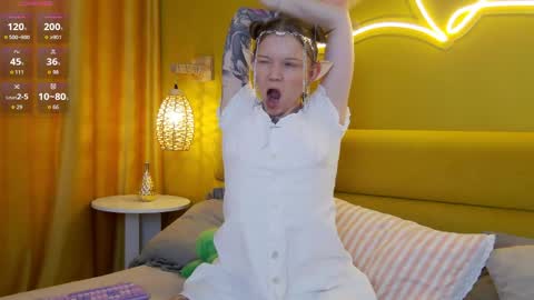 Snapshot of lessysweety chatting on March 2026 03:20:01 AM Lessy online show from March 2026 03:20:01 AM