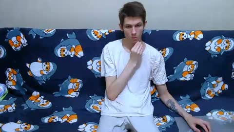 Snapshot of lester_broo chatting on July 2026 09:14:01 PM lester_broo online show from July 2026 09:14:01 PM