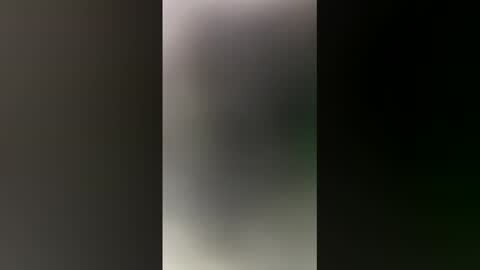 leticiabruselas online show from April 2026 01:41:01 PM