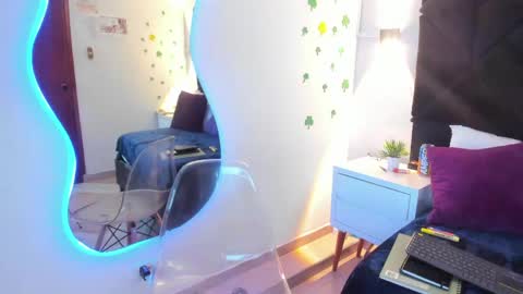 letiziia online show from May 2026 08:28:01 PM