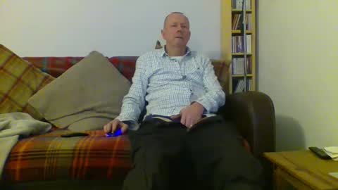 Snapshot of letmestrip chatting on December 2024 07:07:02 PM paul online show from December 2024 07:07:02 PM