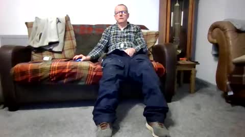 Snapshot of letmestrip chatting on February 2026 11:42:02 PM paul online show from February 2026 11:42:02 PM