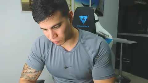 Snapshot of levelingg chatting on January 2025 03:15:01 AM levelingg online show from January 2025 03:15:01 AM