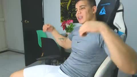 Snapshot of levelingg chatting on March 2025 03:11:01 AM levelingg online show from March 2025 03:11:01 AM