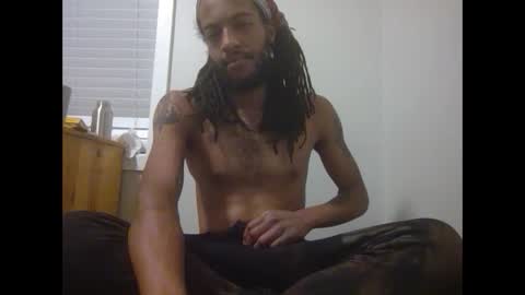 Snapshot of levitt_pearse chatting on December 2024 02:48:02 AM Levitt Pearse online show from December 2024 02:48:02 AM