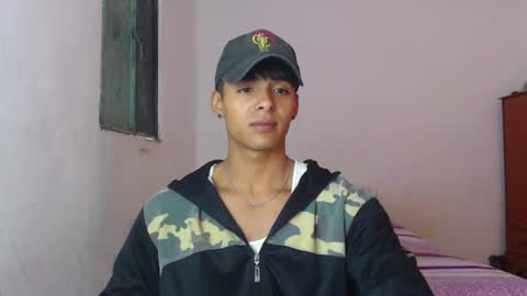 Snapshot of lewis_ly chatting on June 2026 05:13:02 PM i am lewis ly EDUARDO MEMDOZA15 online show from June 2026 05:13:02 PM