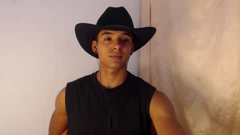 Snapshot of lewis_ly chatting on July 2026 04:42:02 PM i am lewis ly EDUARDO MEMDOZA15 online show from July 2026 04:42:02 PM