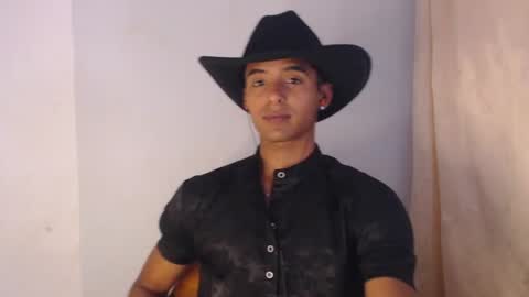 Snapshot of lewis_ly chatting on July 2026 03:05:01 PM i am lewis ly EDUARDO MEMDOZA15 online show from July 2026 03:05:01 PM