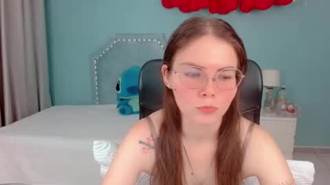 Snapshot of lexalove_doll chatting on October 2025 04:16:01 AM Lexas Room online show from October 2025 04:16:01 AM